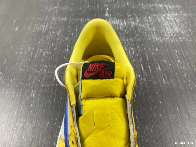 Canary 1 Low Jordan Travis x DZ4137-700 Scott OG Air 0814